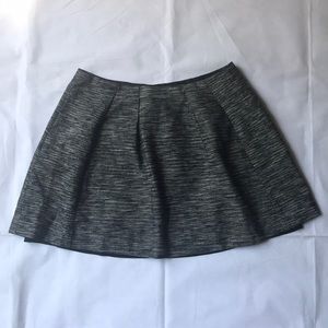 Madewell Wms Sz 12 Black Gray Pleated Tweed skirt